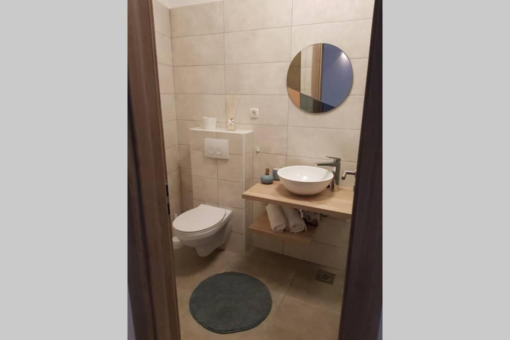 شقة Apartman M&S 1 Kali, Otok Ugljan المظهر الخارجي الصورة