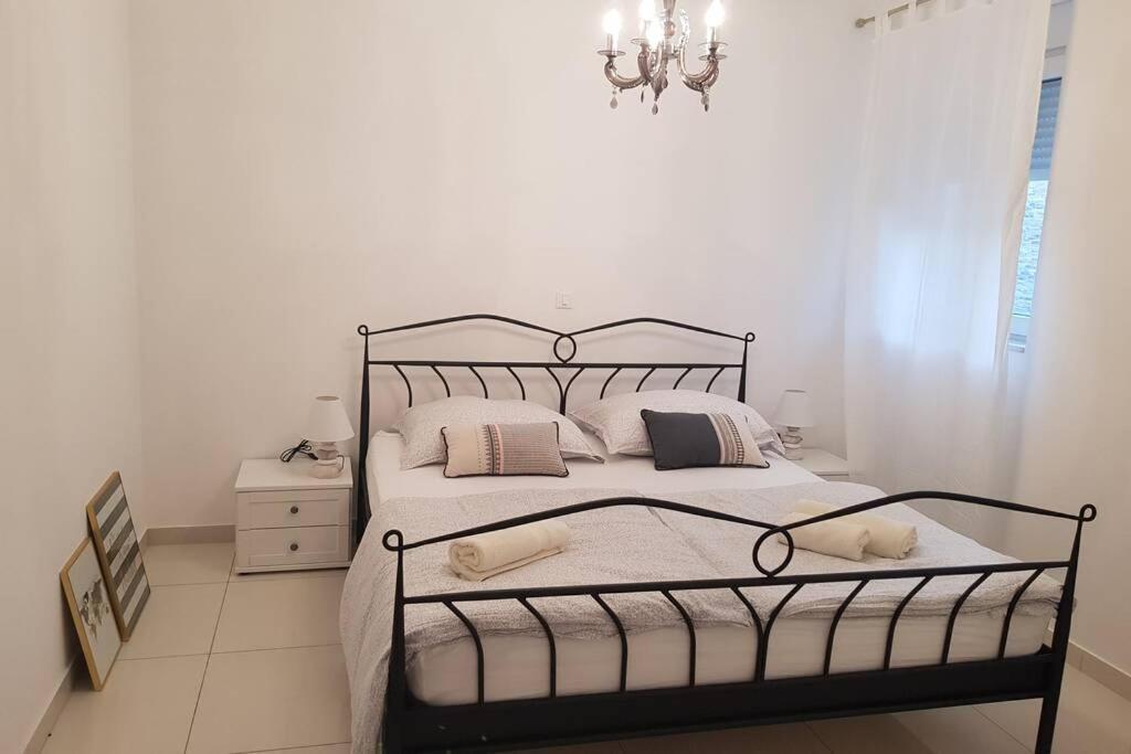 شقة Apartman M&S 1 Kali, Otok Ugljan المظهر الخارجي الصورة