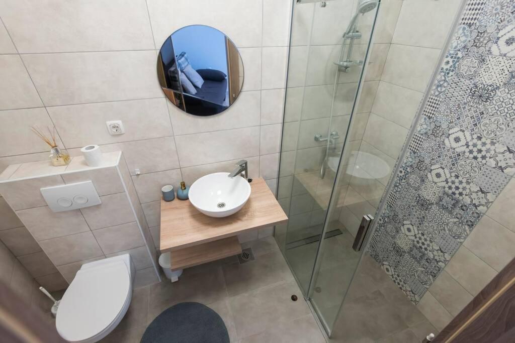 شقة Apartman M&S 1 Kali, Otok Ugljan المظهر الخارجي الصورة
